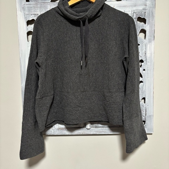 Lululemon Retreat Yourself Heathered Gray Cowl Neck Bell Sleeve Pullover Sweater - Picture 5 of 11